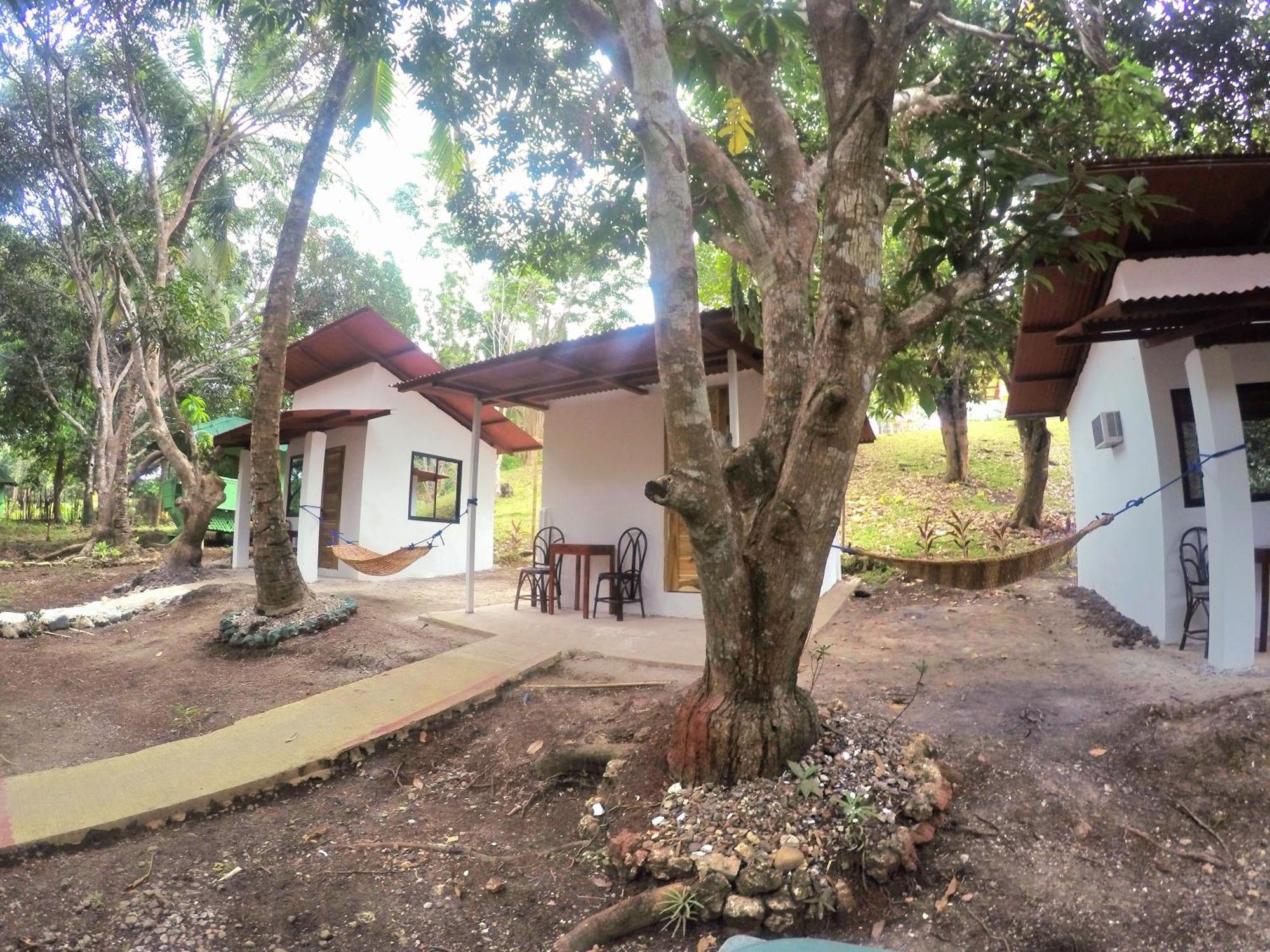 Al Hamra Jungle Resort (Adults Only) Puerto Princesa Exteriör bild
