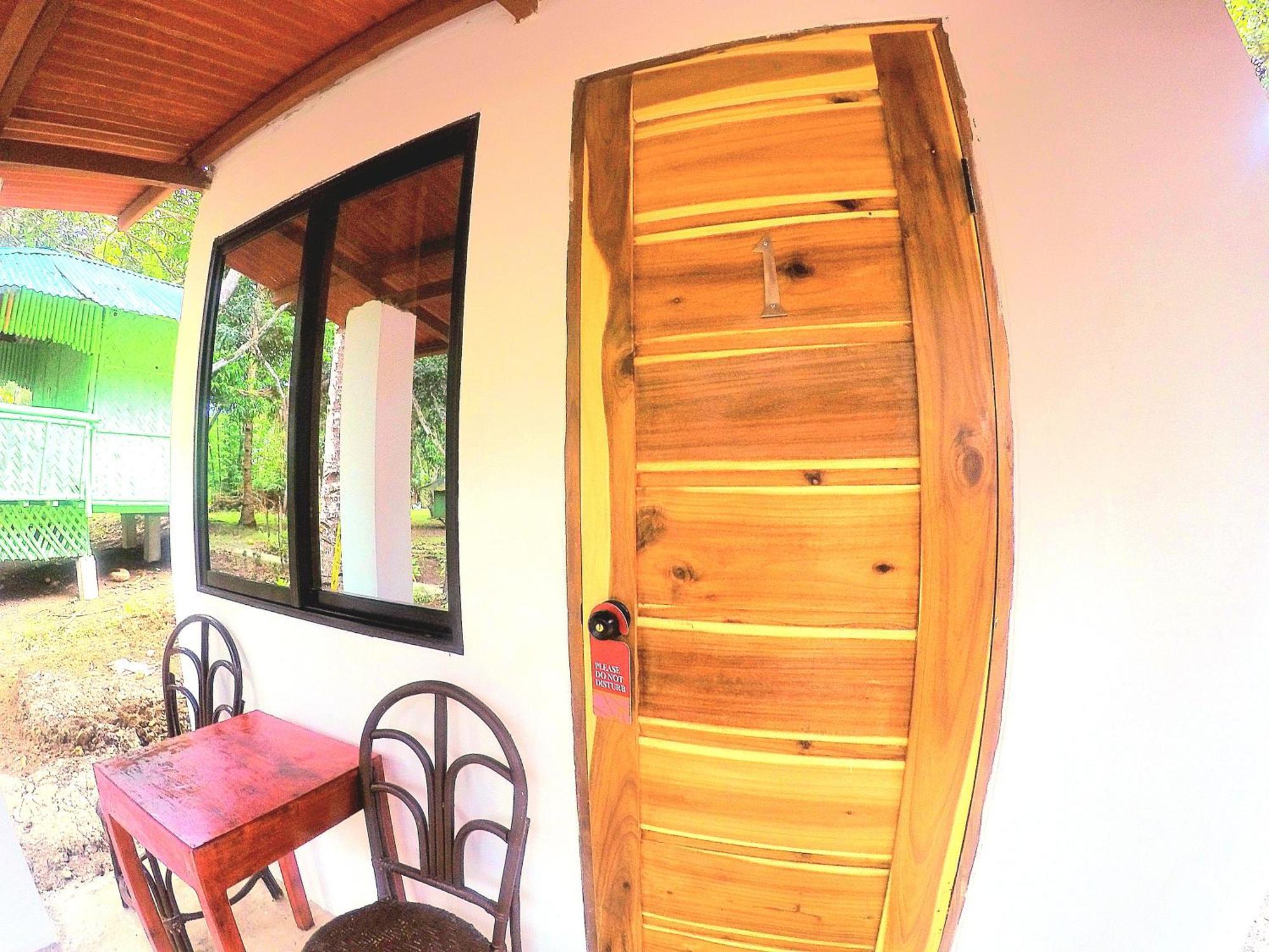 Al Hamra Jungle Resort (Adults Only) Puerto Princesa Exteriör bild