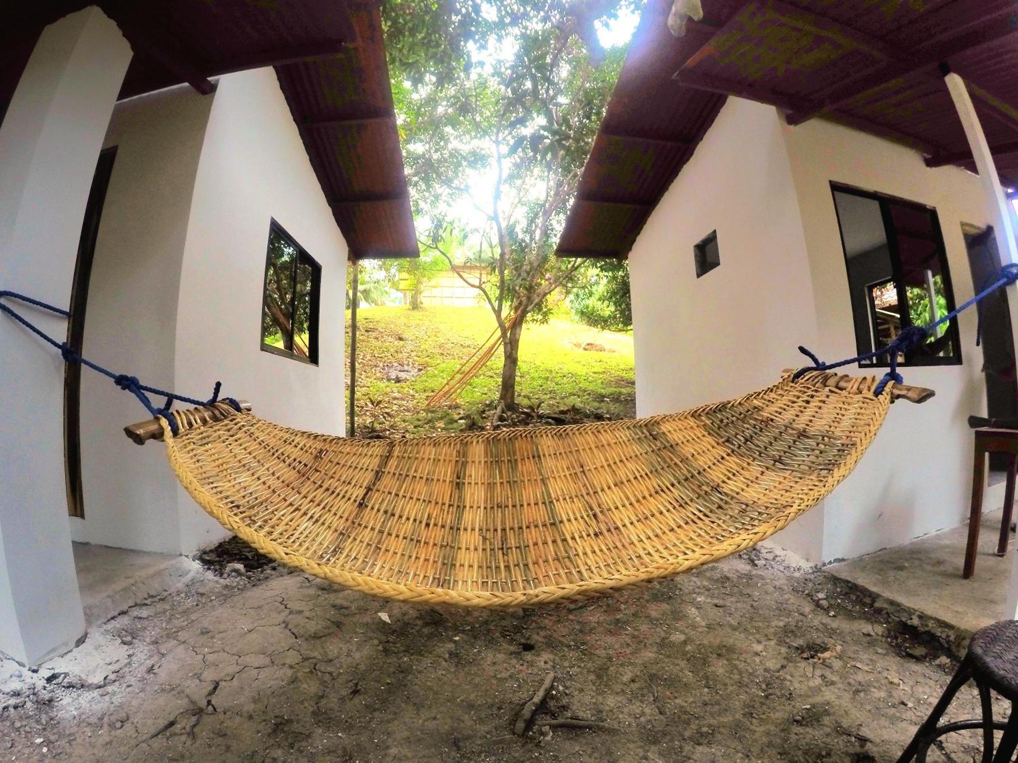 Al Hamra Jungle Resort (Adults Only) Puerto Princesa Exteriör bild